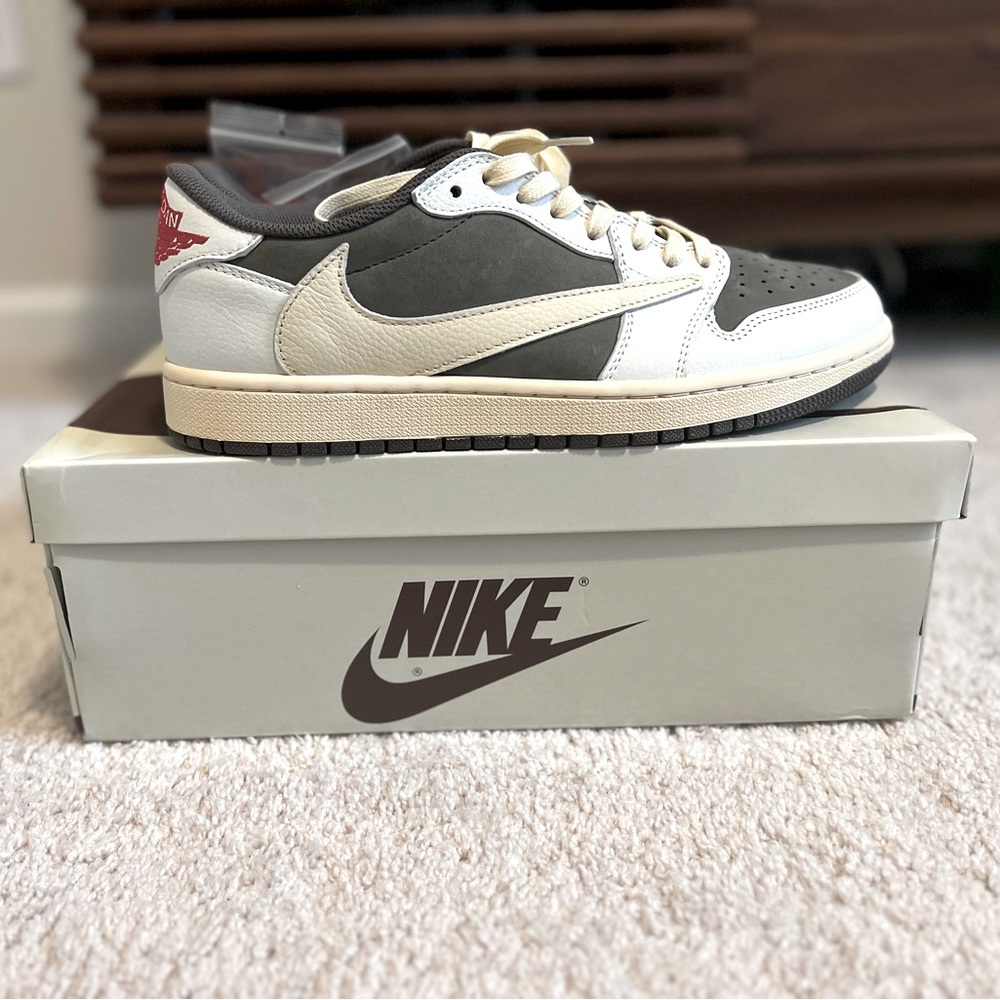 Nike Air Jordan 1 x Travis Scott ‘ Reverse Mocha’ R3PS men’s size 10.5